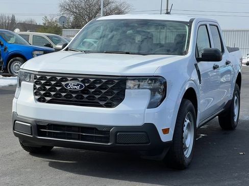 New 2025 Ford Maverick XL w/ Equipment Group 101A image 39