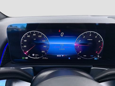 Certified 2025 Mercedes-Benz GLB 250 image 34