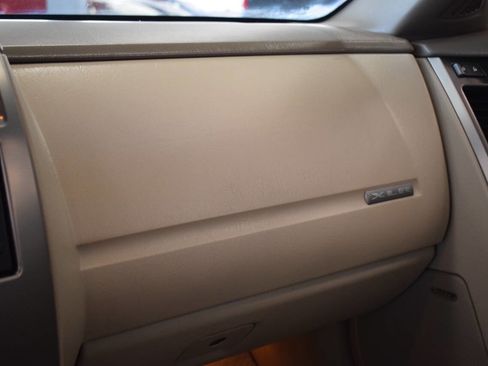 Used 2005 Cadillac XLR image 86