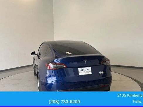 Used 2023 Tesla Model Y Long Range AWD/4WD image 9