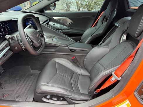 Used 2023 Chevrolet Corvette Stingray Premium Conv w/ Z51 Performance Package RWD image 21