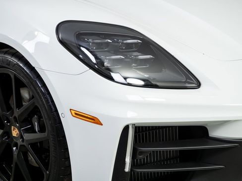 New 2026 Porsche Panamera 4 AWD/4WD image 38