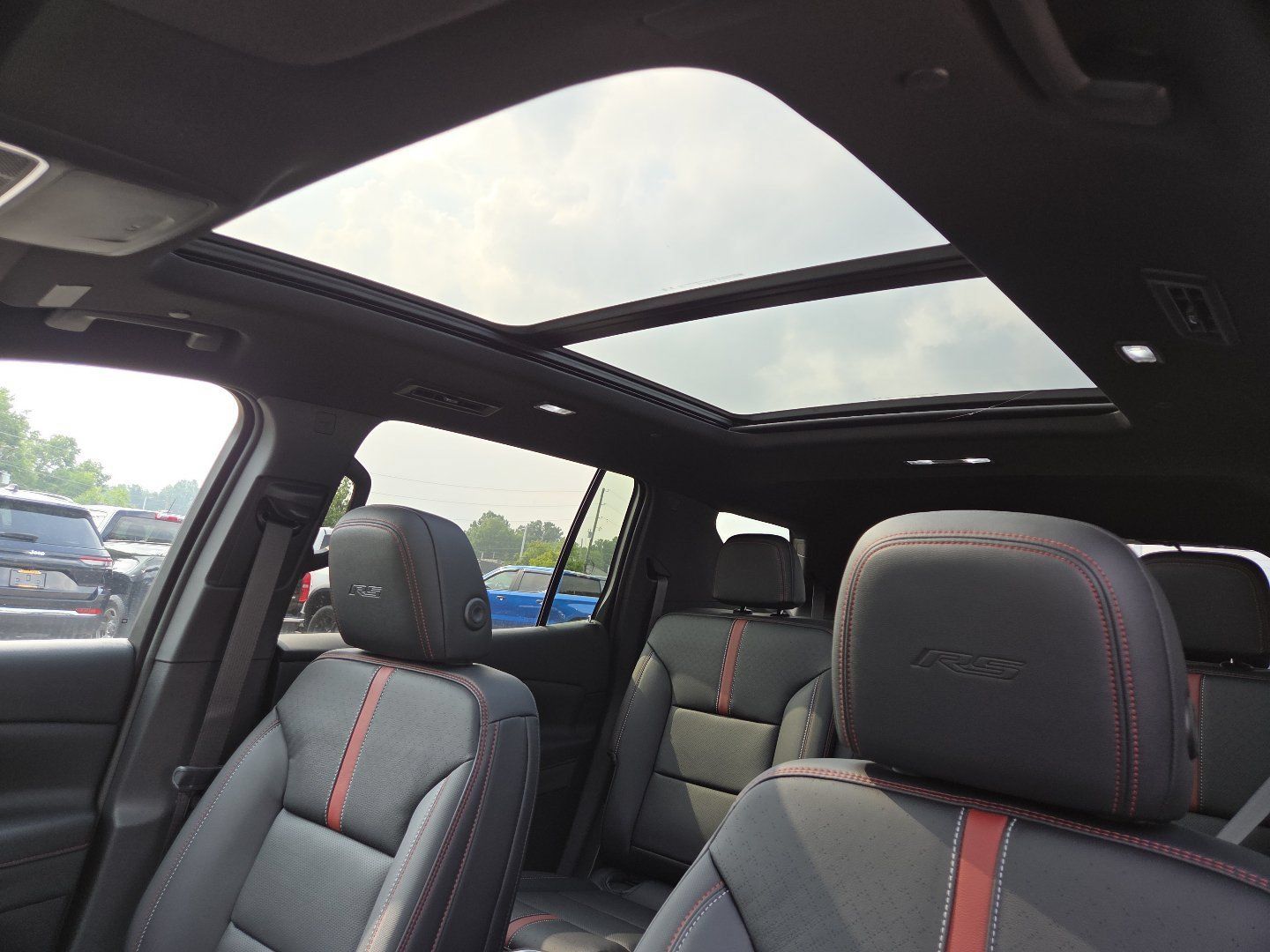 New 2026 Chevrolet Traverse RS AWD/4WD image 4
