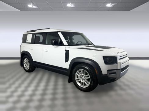 Used 2024 Land Rover Defender 110 S AWD/4WD image 7