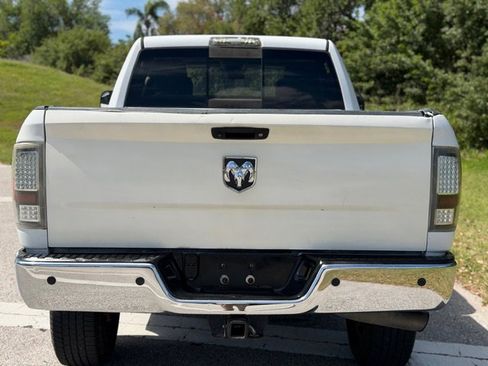 Used 2017 RAM 2500 SLT image 4