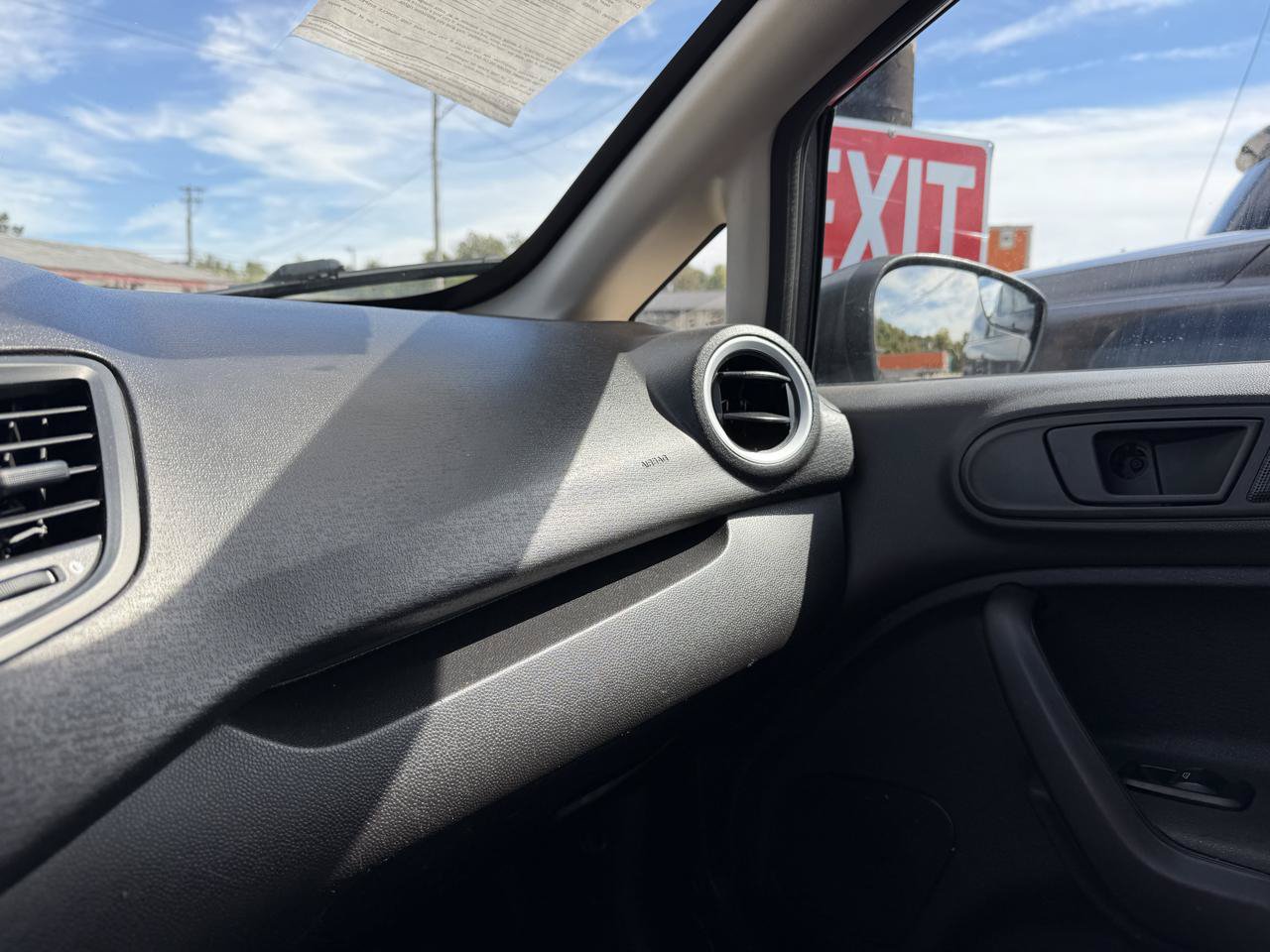 Used 2019 Ford Fiesta SE FWD image 13