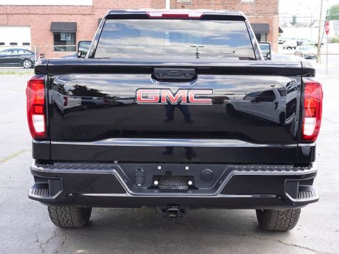 Used 2023 GMC Sierra 1500 Pro w/ Pro Value Package AWD/4WD image 9