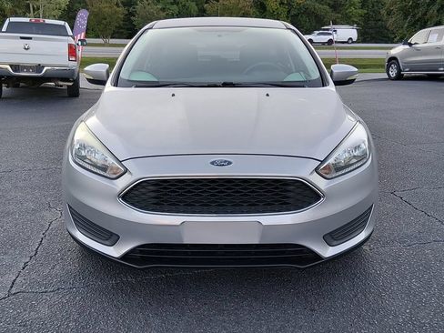 Used 2016 Ford Focus SE FWD image 9