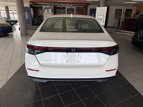 Used 2024 Honda Accord EX image 7