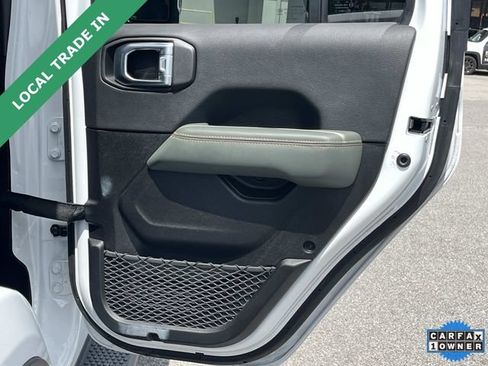 Used 2024 Jeep Wrangler High Altitude AWD/4WD image 19