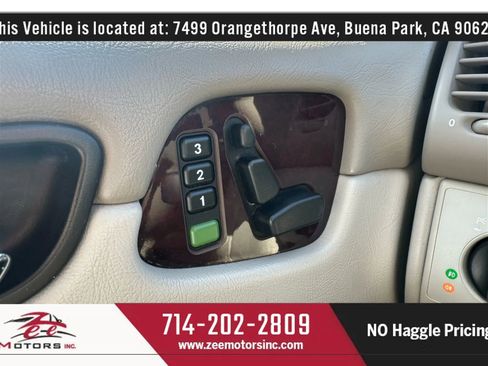 Used 1999 Mercedes-Benz CLK 320 Cabriolet image 31