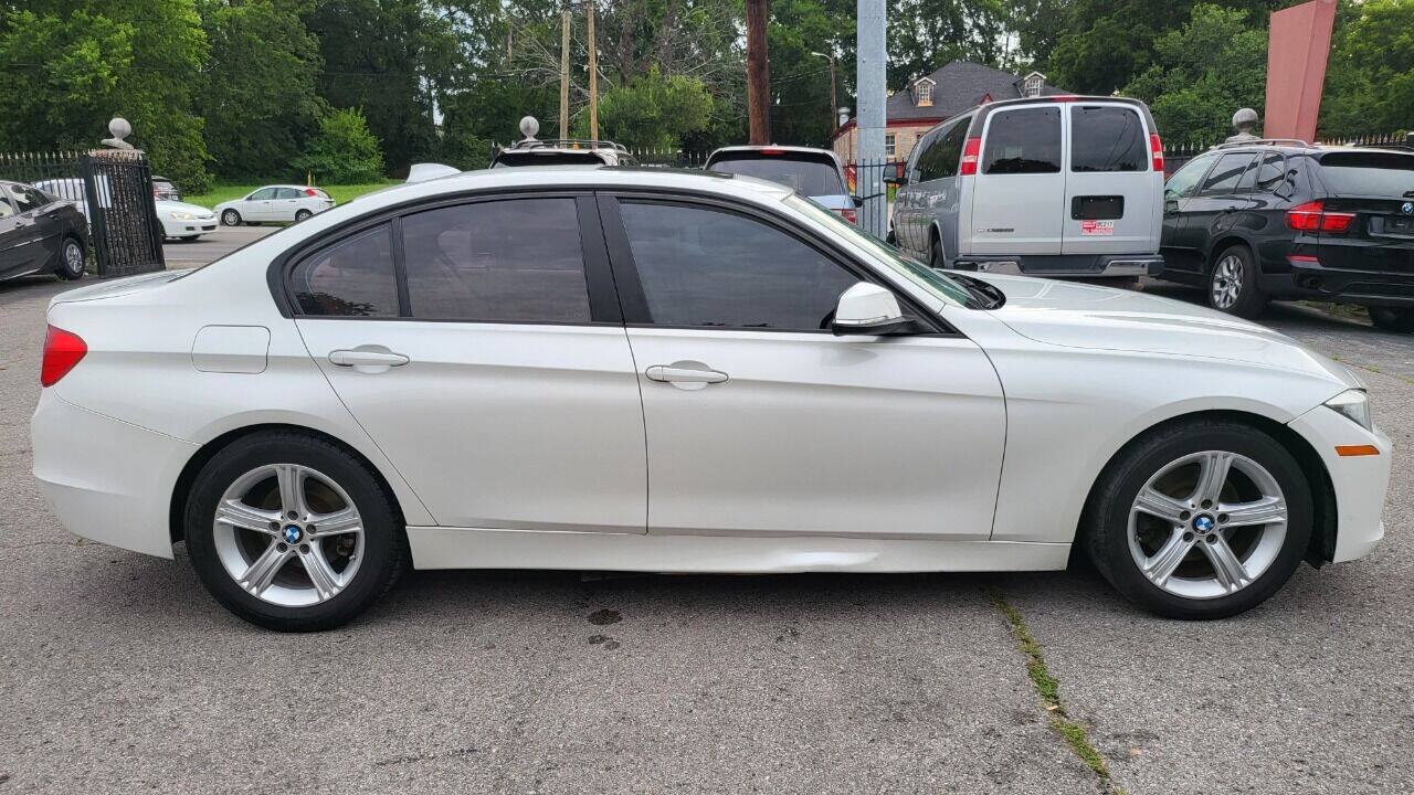Used 2015 BMW 320i Sedan RWD image 8
