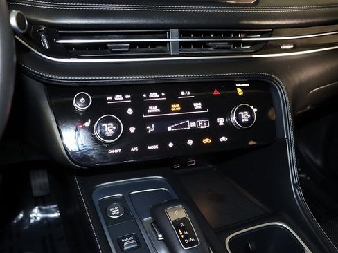 Used 2023 INFINITI QX60 Luxe image 23