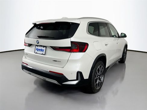 Used 2025 BMW X1 xDrive28i w/ Technology Package image 6