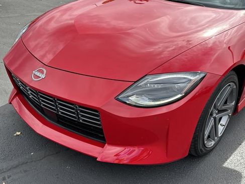 Certified 2025 Nissan Z Sport w/ Floor Mat Package image 18