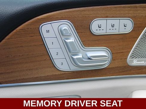 Used 2021 Mercedes-Benz GLS 450 4MATIC image 3