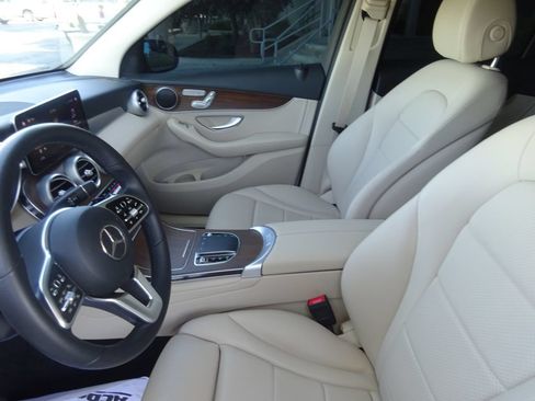 Used 2022 Mercedes-Benz GLC 300 image 13