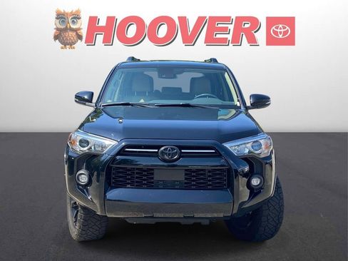 Used 2024 Toyota 4Runner SR5 Premium AWD/4WD image 3