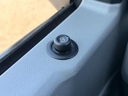 Used 2023 Ford E-450 and Econoline 450 Super Duty w/ Power Windows & Locks Group RWD image 40