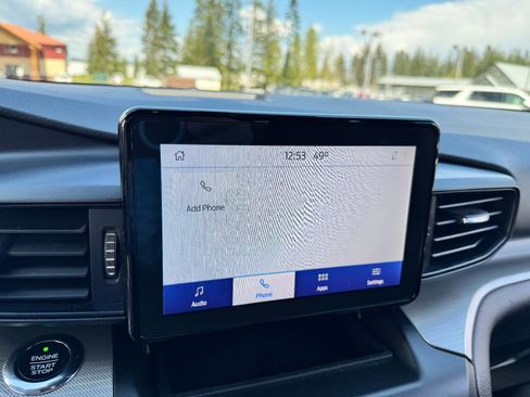 Used 2020 Ford Explorer XLT AWD/4WD image 34