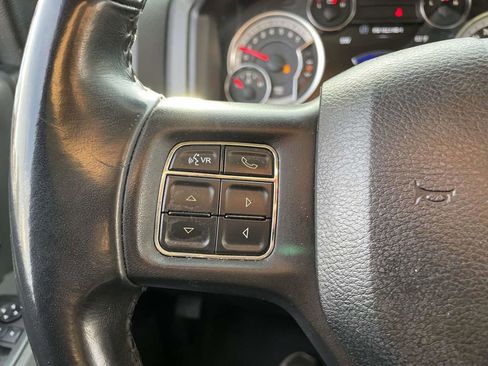 Certified 2019 RAM 1500 Classic SLT w/ Luxury Group image 34