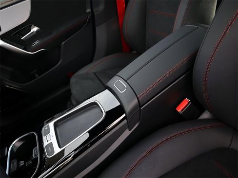 New 2026 Mercedes-Benz CLA 35 AMG CLA 35 AMG image 33