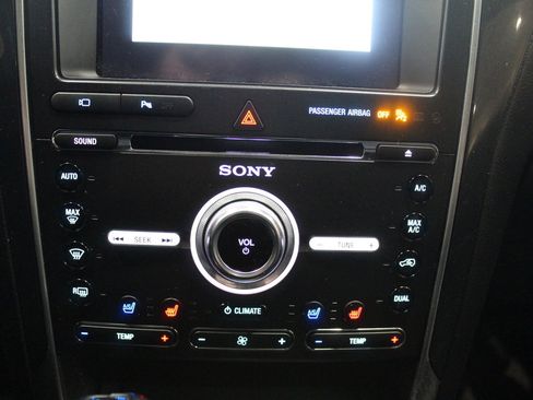 Used 2018 Ford Explorer Sport w/ Equipment Group 401A image 30