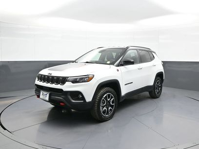 Used 2025 Jeep Compass Trailhawk