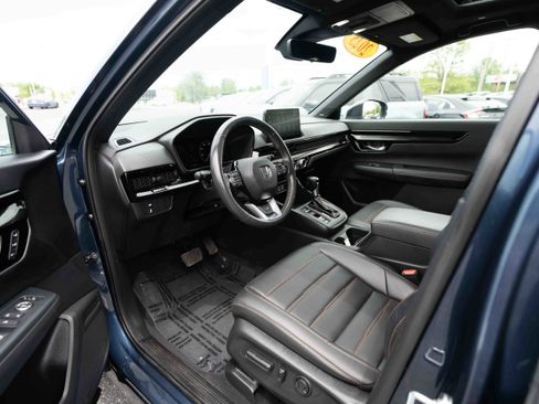 Used 2025 Honda CR-V Sport Touring image 8