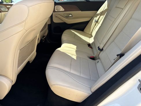 Used 2023 Mercedes-Benz GLE 350 4MATIC w/ Premium Package image 21