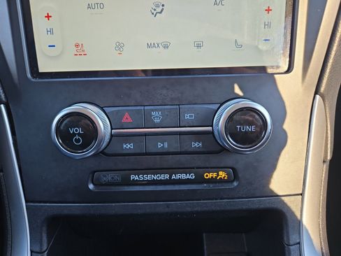 Certified 2024 Ford Edge SEL w/ Convenience Package image 20