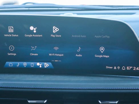 Used 2024 Cadillac XT4 Sport w/ Technology Package image 13