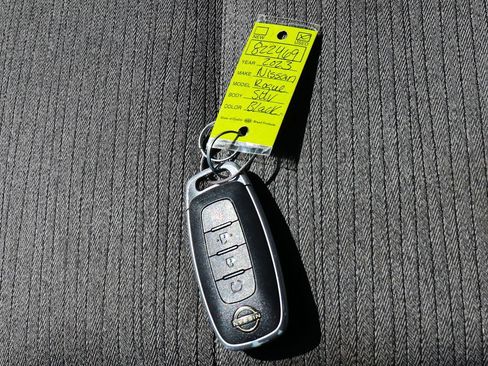 Used 2023 Nissan Rogue SV AWD/4WD image 62