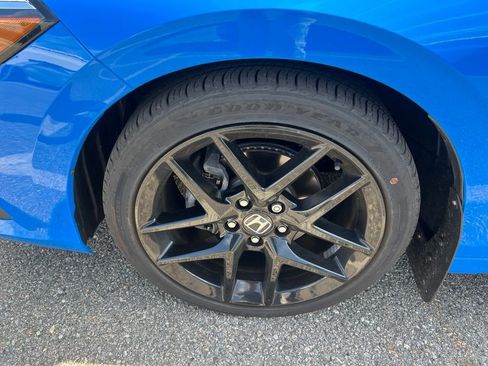 Used 2024 Honda Civic Sport image 3