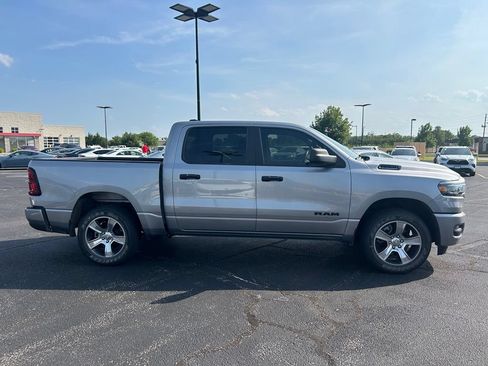 Used 2025 RAM 1500 Tradesman AWD/4WD image 7