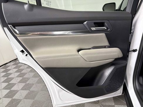 New 2026 GMC Terrain Elevation w/ Elevation Premium Package image 20