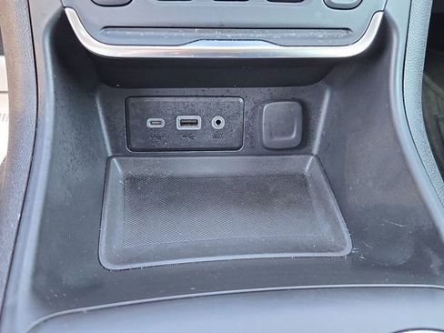 Used 2019 GMC Terrain SLE w/ Driver Convenience Package image 32