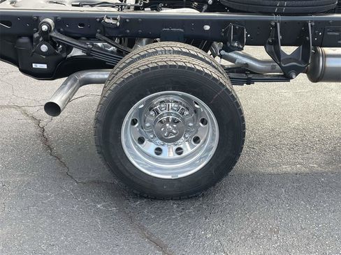 New 2026 RAM 5500 Tradesman w/ Chrome Appearance Group image 36