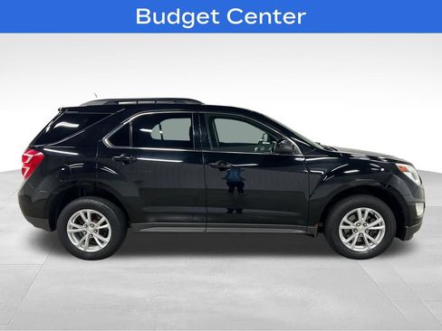 Used 2017 Chevrolet Equinox LT AWD/4WD image 2