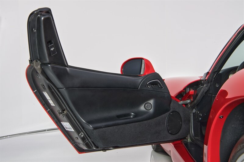 Used 2002 Dodge Viper GTS RWD image 18