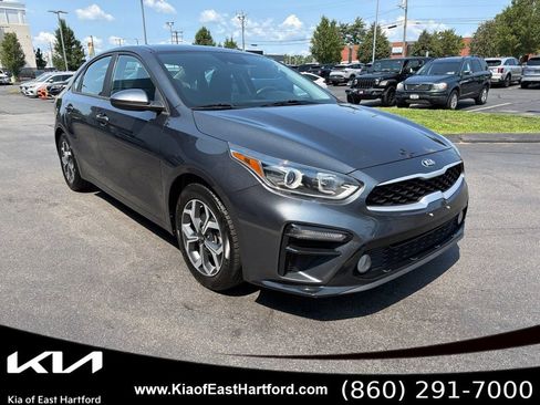 Used 2023 Kia Forte GT-Line w/ GT-Line Premium Package FWD image 5