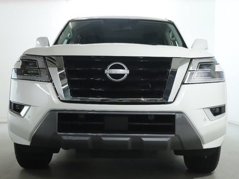 Certified 2024 Nissan Armada SV w/ Cargo Package AWD/4WD image 6