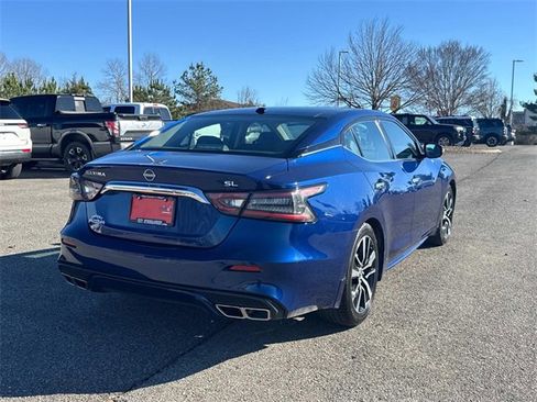 Used 2023 Nissan Maxima SL image 4