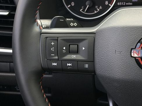 Used 2025 Nissan Rogue SV AWD/4WD image 14