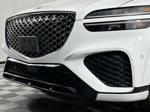 Used 2023 Genesis GV70 2.5T w/ Sport Prestige Package image 33