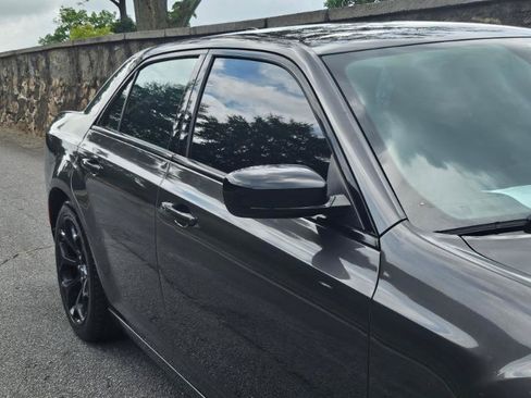 Used 2019 Chrysler 300 Touring w/ Sport Appearance Package RWD image 20