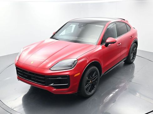 Certified 2026 Porsche Cayenne GTS image 30
