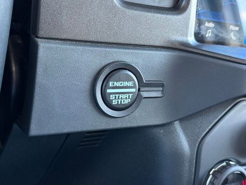 Used 2025 Ford Bronco Badlands AWD/4WD image 26