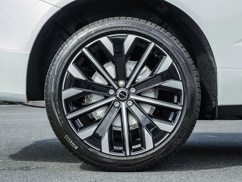 New 2026 Volvo XC60 B5 Ultra w/ Protection Package Premier image 17