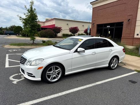 Used 2013 Mercedes-Benz E 350 Sedan image 3